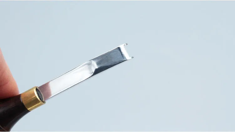 Leather wide shovel edge thinning knife for professional barber texturising