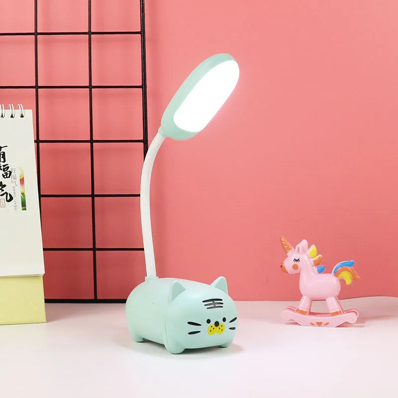 Girl heart LED table lamp guard lamp book light with USB charging, warm white flicker-free light, available in Blue or Pink
