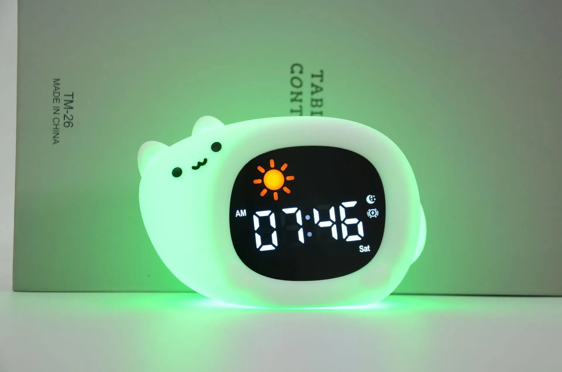 Animal shape pat colour changing small night lamp with built-in battery animal style cartoon shape