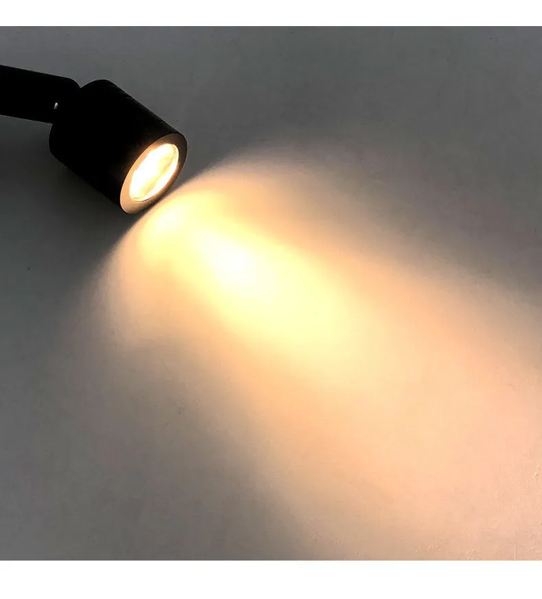 Black rechargeable LED exhibition spotlight with aluminium base and adjustable colour temperature options