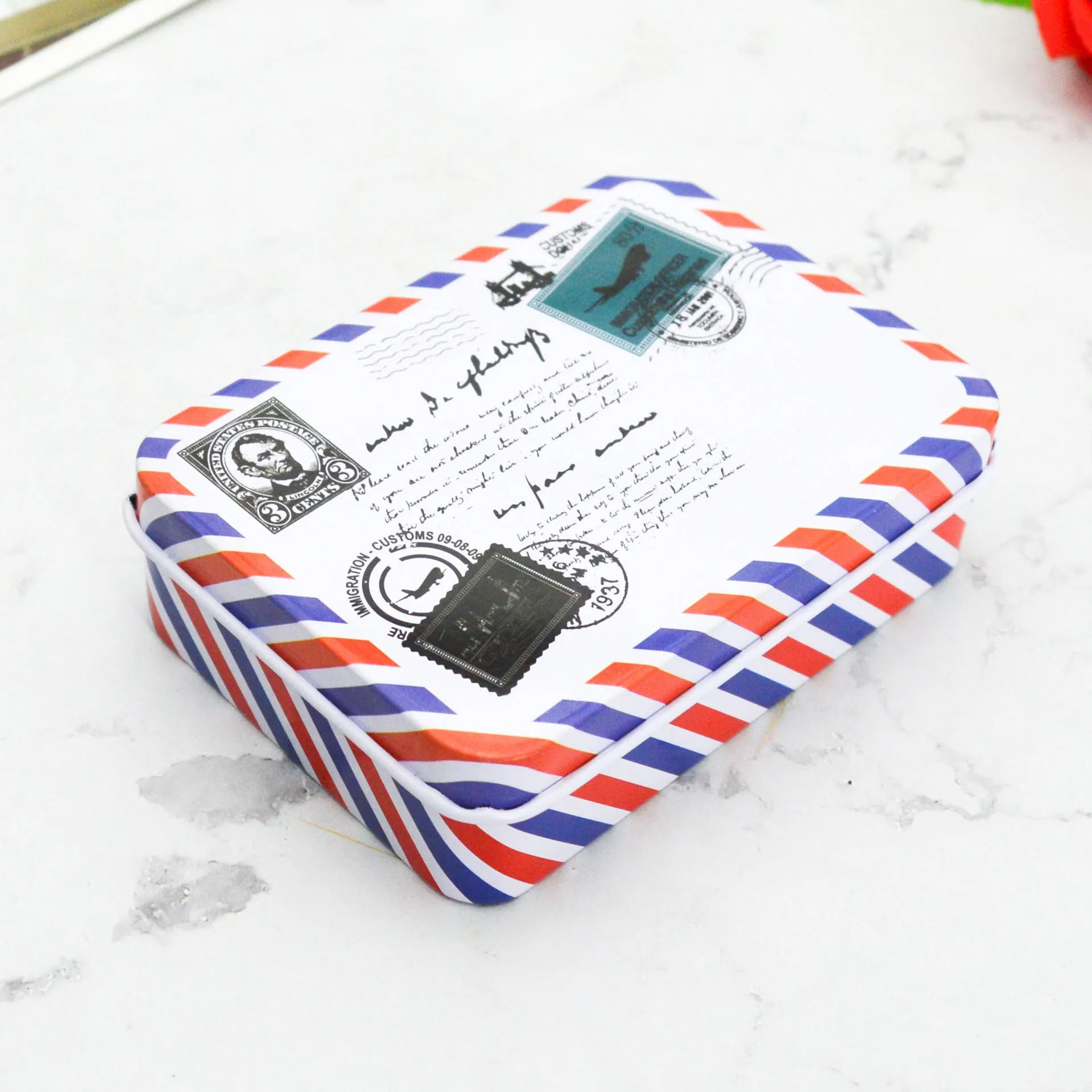 Square tinplate storage box with dimensions 90x65x25mm, available in multiple colours for jewellery and stickers