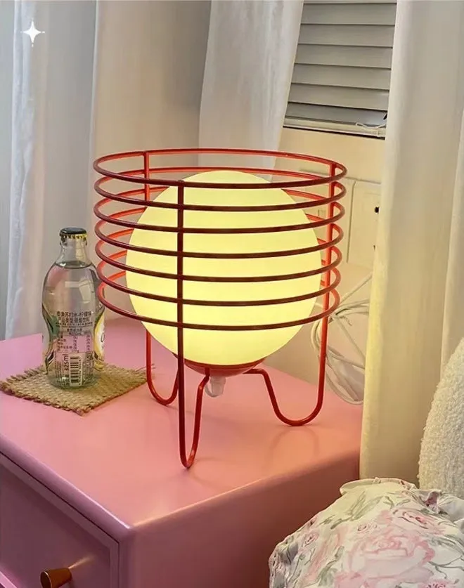 Modern retro table lamp in dopamine style, 23cm by 25.5cm, available in orange, pink, red, or yellow