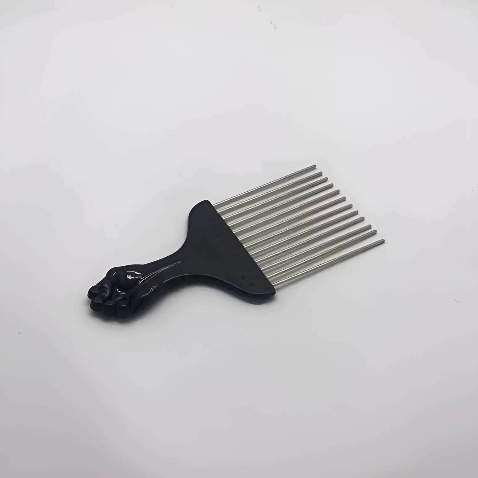 Male creative portable household steel needle comb plastic body over 20cm length