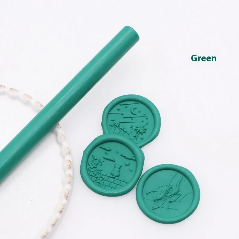 Round wax seal stick 11mm x 13mm in gold colour for envelope sealing with paint gun