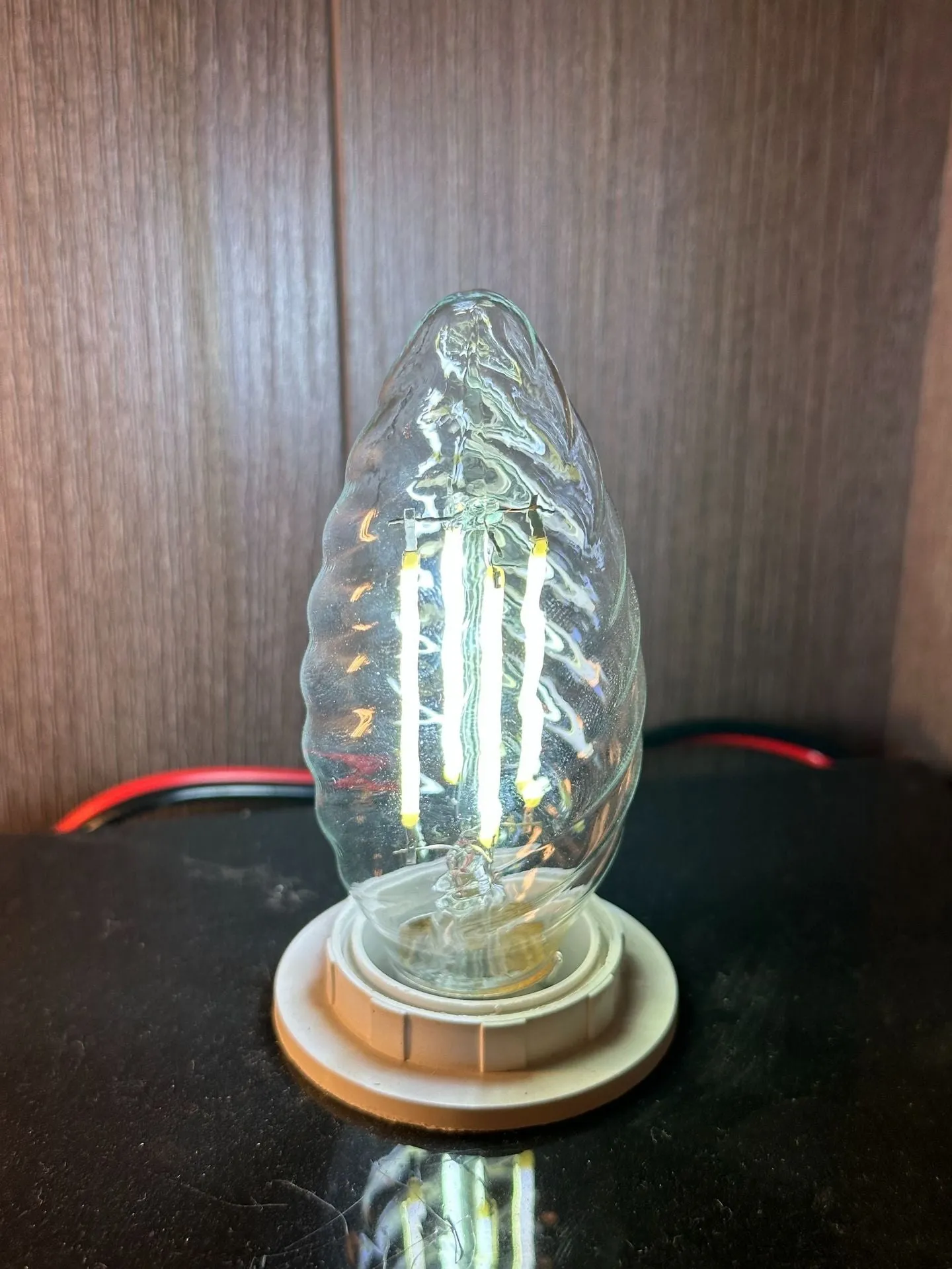 6W threaded ice cream bulb with E27 base, transparent glass, 6500K daylight, IP65