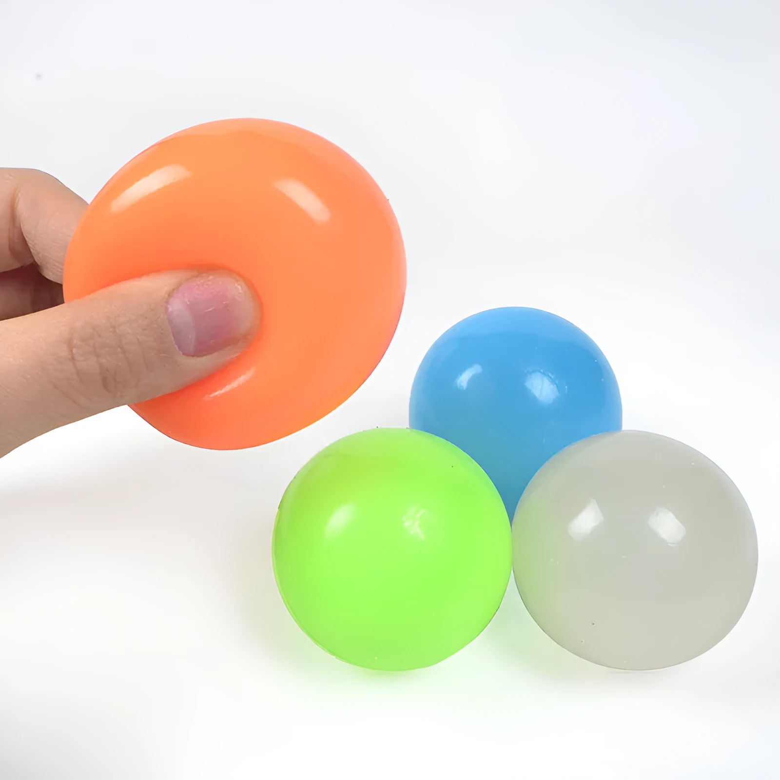 4.5cm luminous ceiling ball in neon green, sticky TPR material for indoor wall play