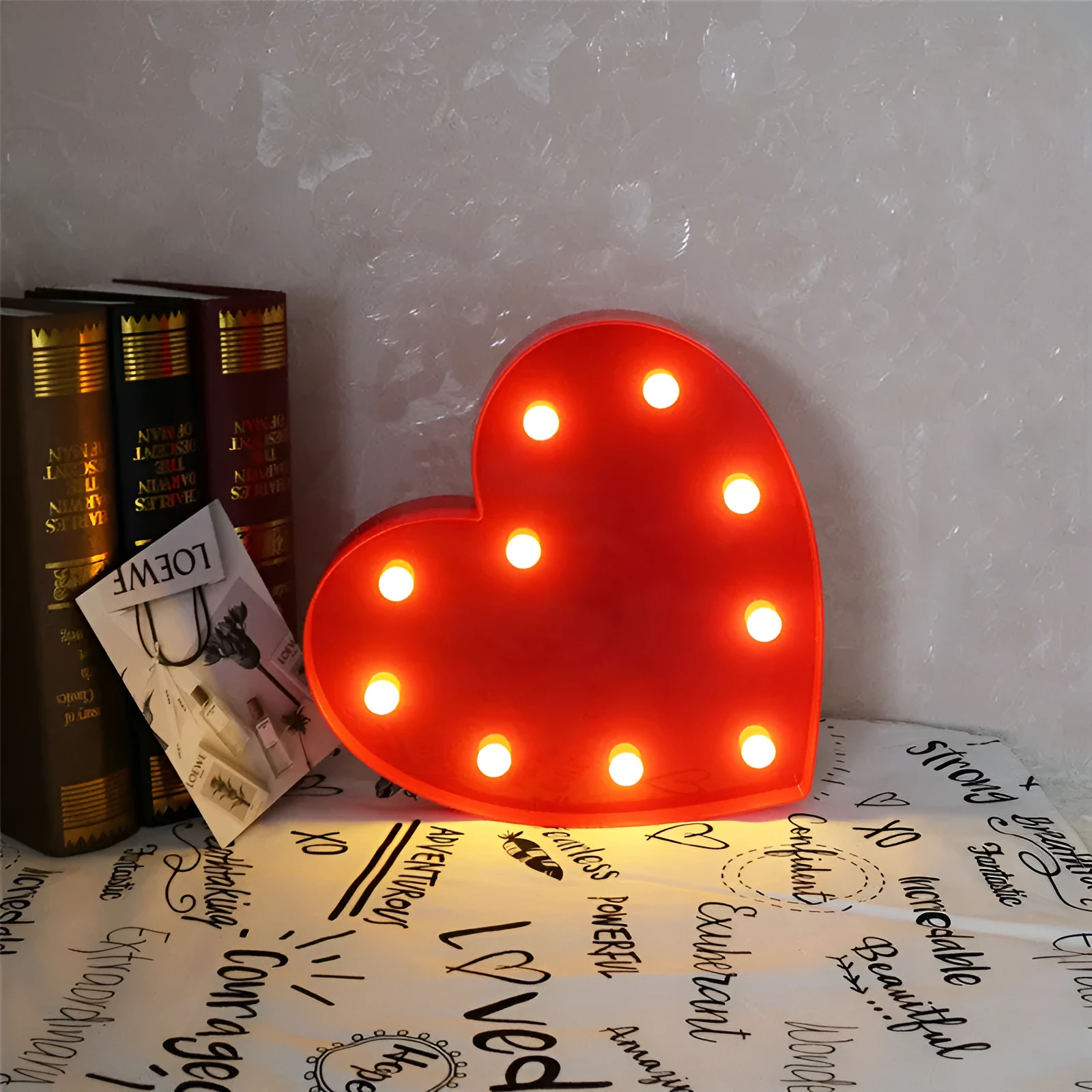 Romantic 3D love heart marquee letter nights lamp in pink plastic with warm white LEDs, wall mounted