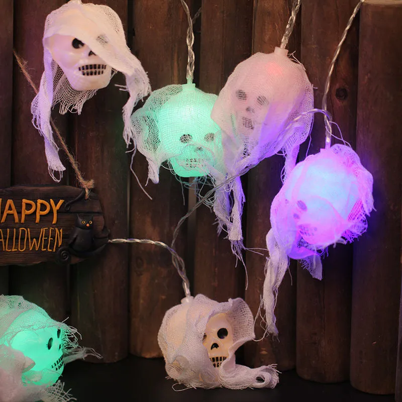 LED Halloween string lights with ghost head and yarn decoration, 10 lights on a 2.5-metre wire, dimmable with IP44 rating