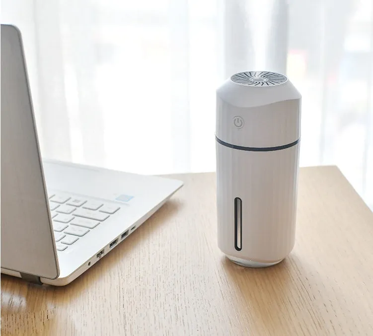 Mini car humidifier white columnar shape with USB cable 320mL