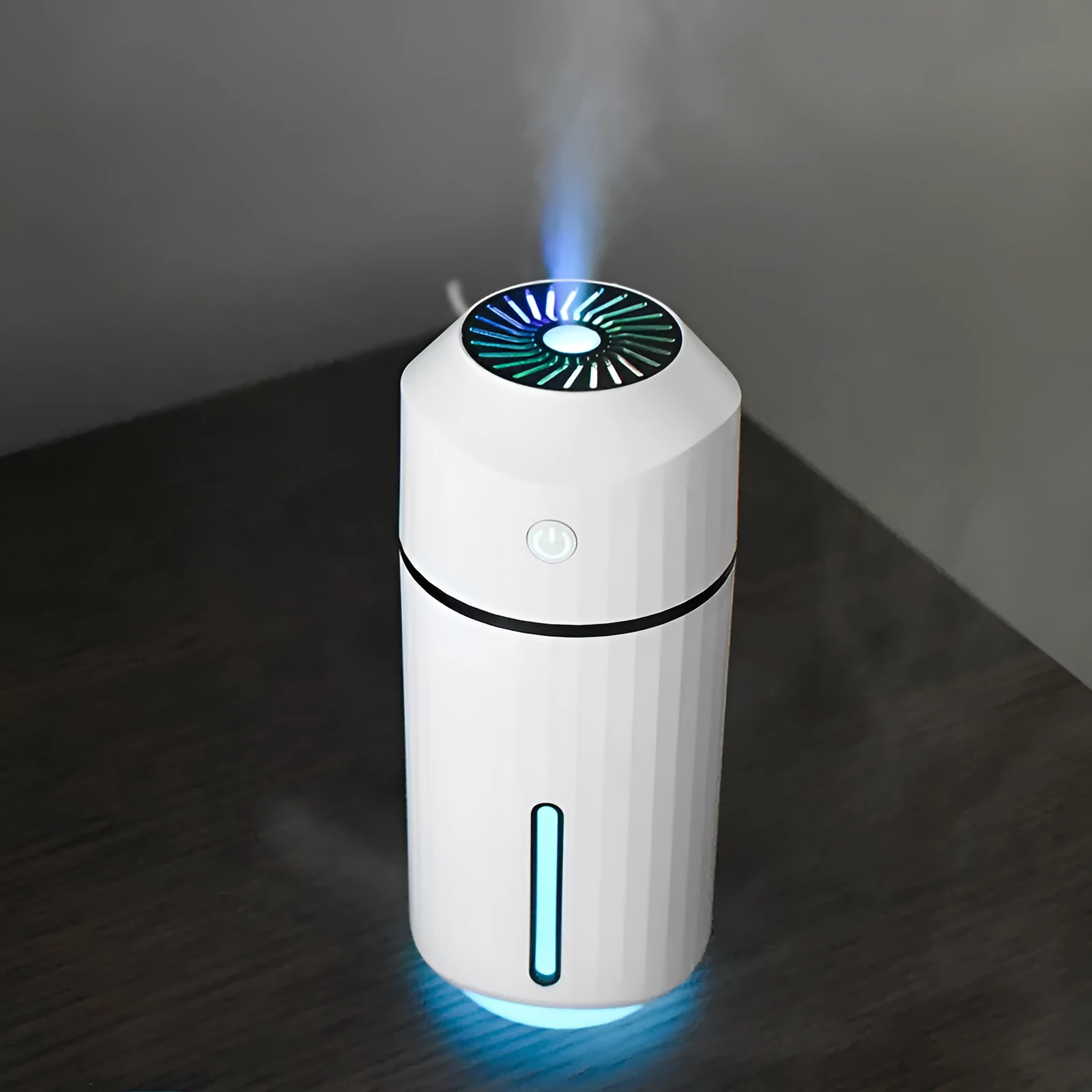 Mini car humidifier white columnar shape with USB cable 320mL