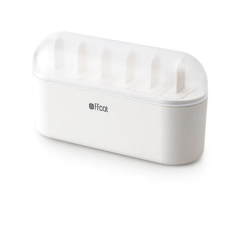 Plastic PVC ice cream mould in blue for making homemade popsicles and sorbet