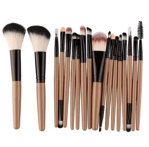 MAANGE 18-piece makeup brush and tool set with fan brushes laid out.