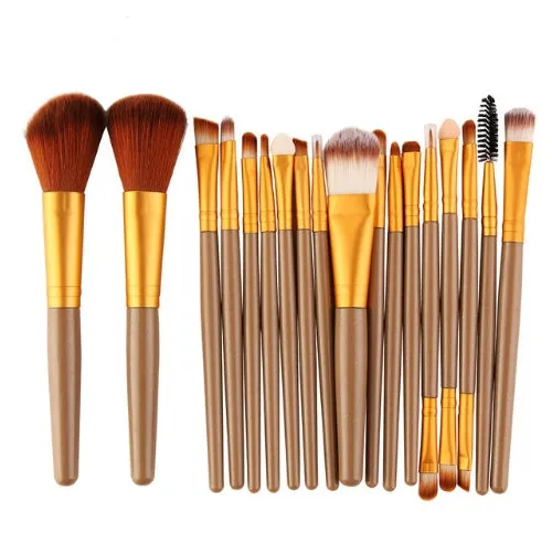 MAANGE 18-piece makeup brush and tool set with fan brushes laid out.