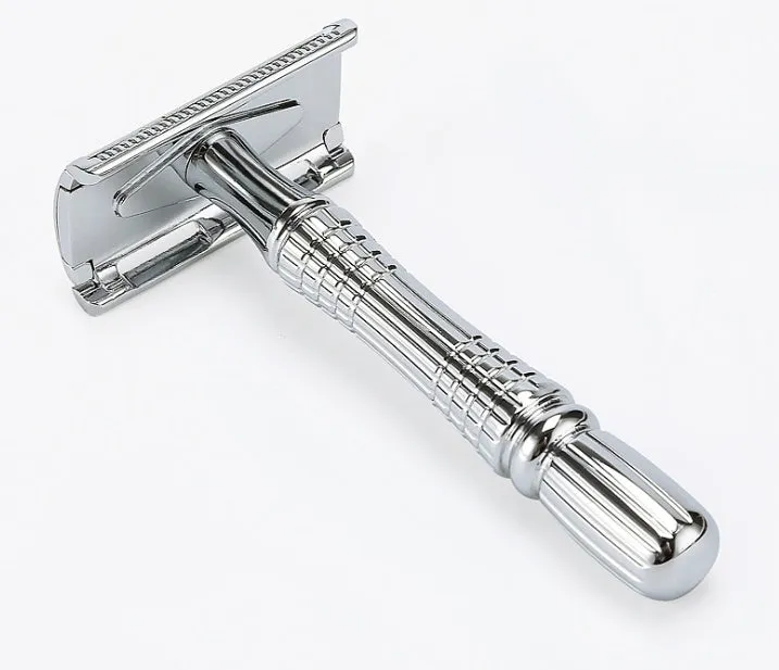 Silver grey safety double edge razor with non-slip handle and closed comb head