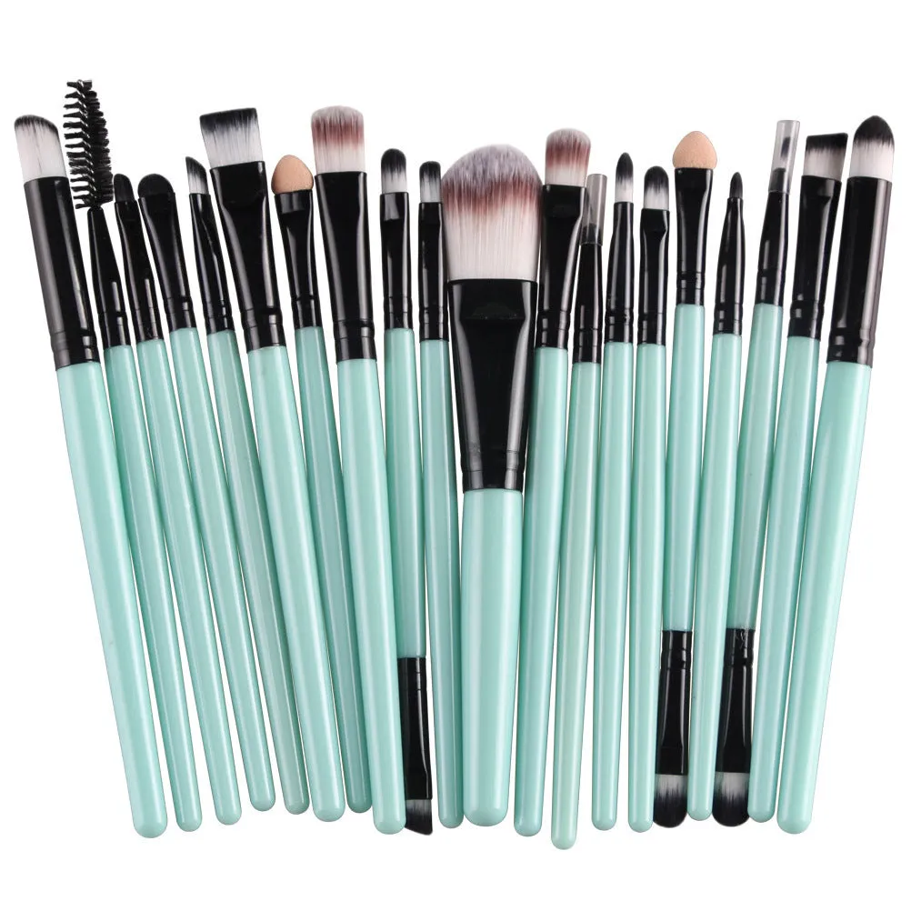 Cosmetic brush kit with nylon bristles and plastic handle, 14cm total length