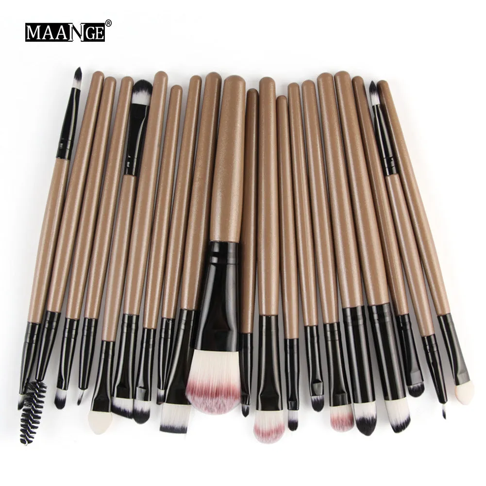 Cosmetic brush kit with nylon bristles and plastic handle, 14cm total length
