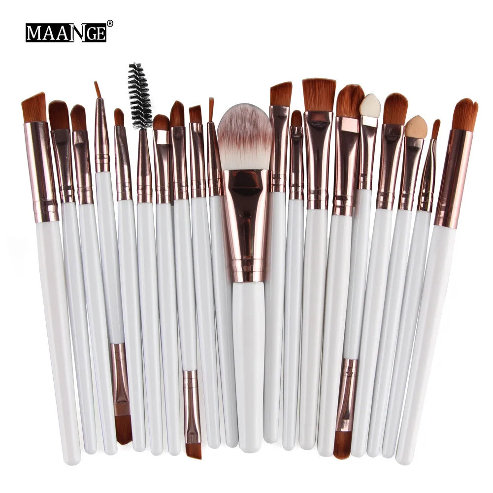 Cosmetic brush kit with nylon bristles and plastic handle, 14cm total length