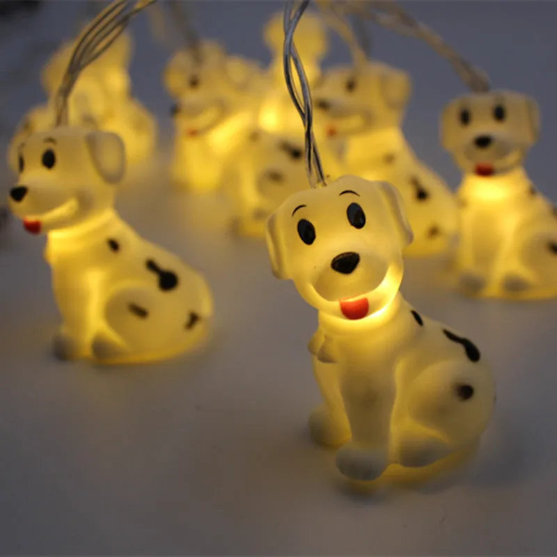 Vinyl animal LED light string 1.8m with 10 battery-operated animal pendant lights on a white background
