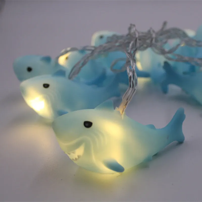 Vinyl animal LED light string 1.8m with 10 battery-operated animal pendant lights on a white background