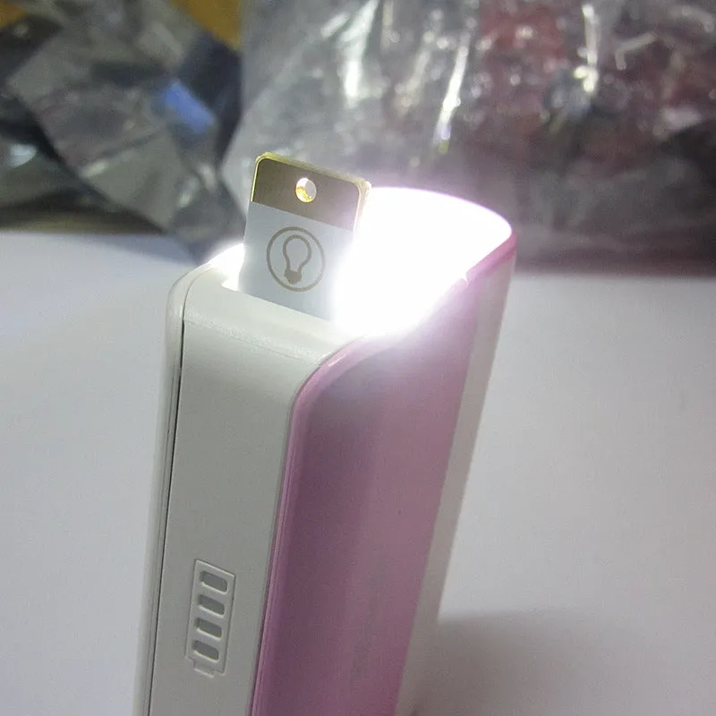 Mini 3LED USB light ultra-thin portable night light in black, with keyring attachment, 24x12x2mm