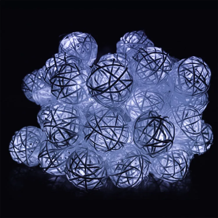 Solar light string with 30 LEDs, 6m length, IP65 weatherproof plastic shell, outdoor garden fairy lights