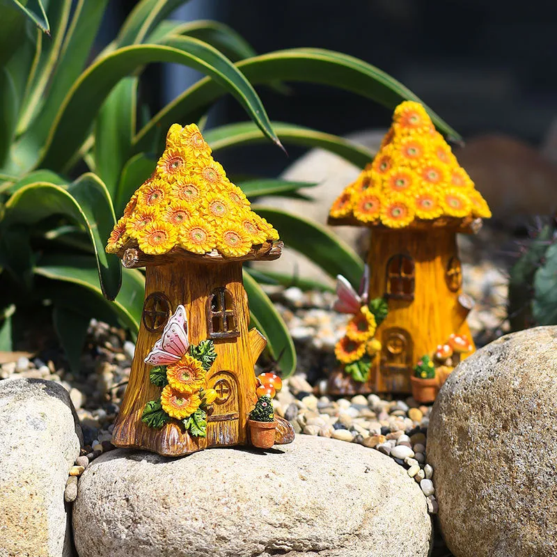 Hand-painted resin solar lamp decoration in tree house shape for outdoor garden lawn