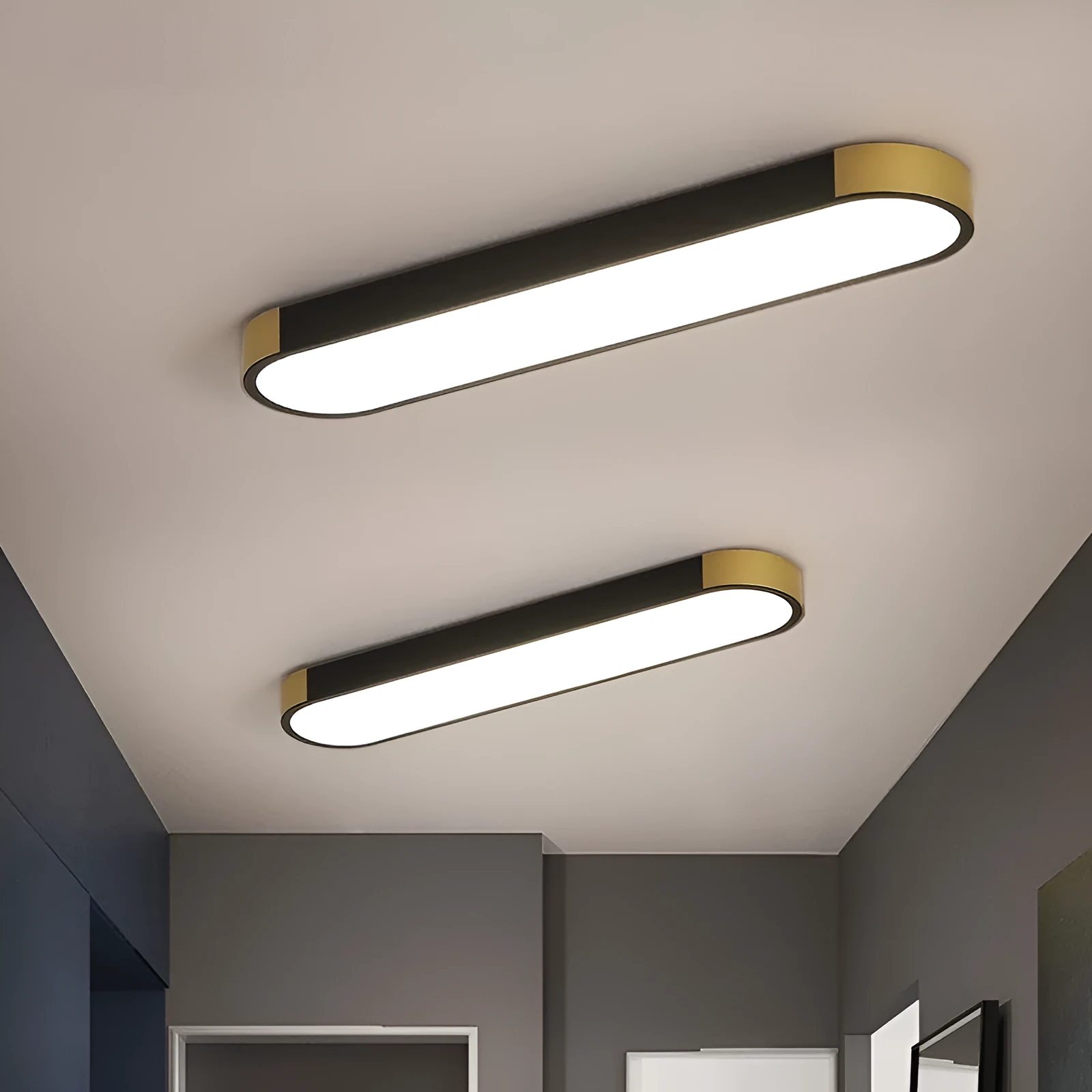 30cm LED tri-colour ceiling lamp with remote control in Black Gold finish for corridor installation
