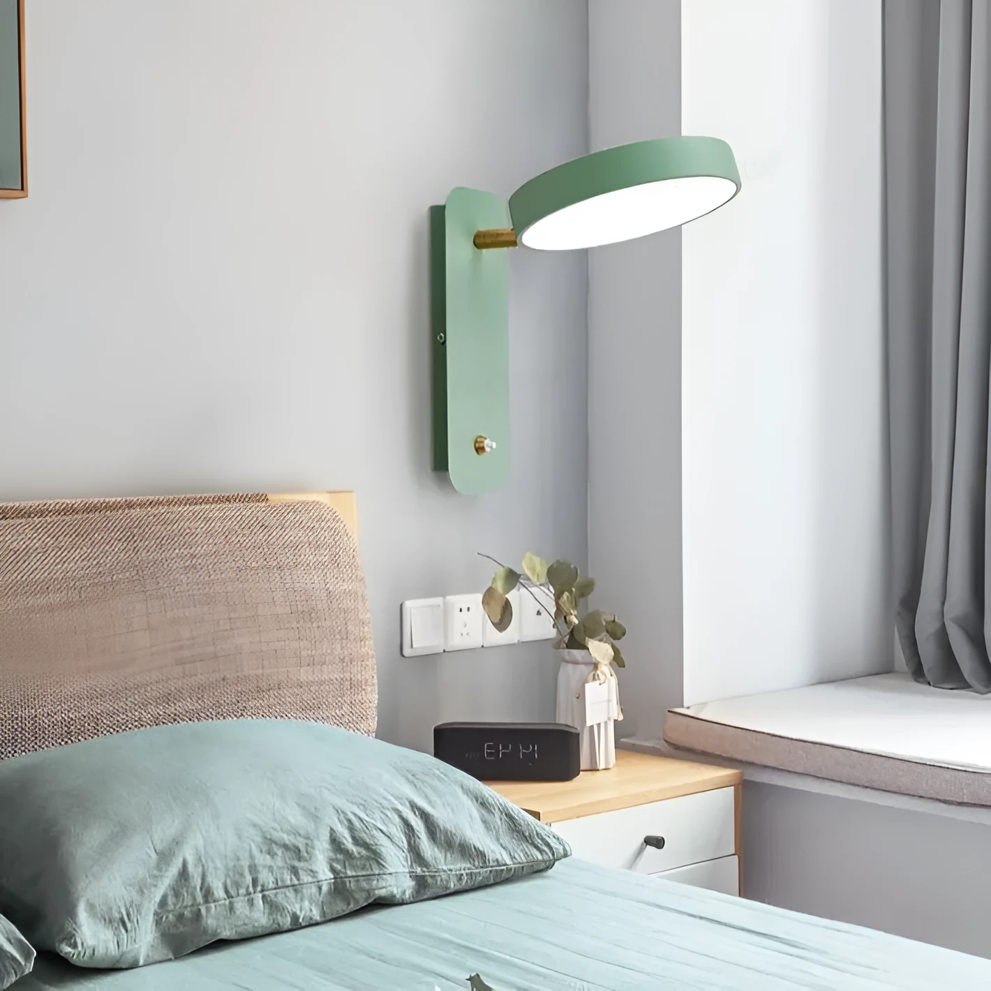 Nordic rotatable iron bedside lamp 26x25cm in gray finish