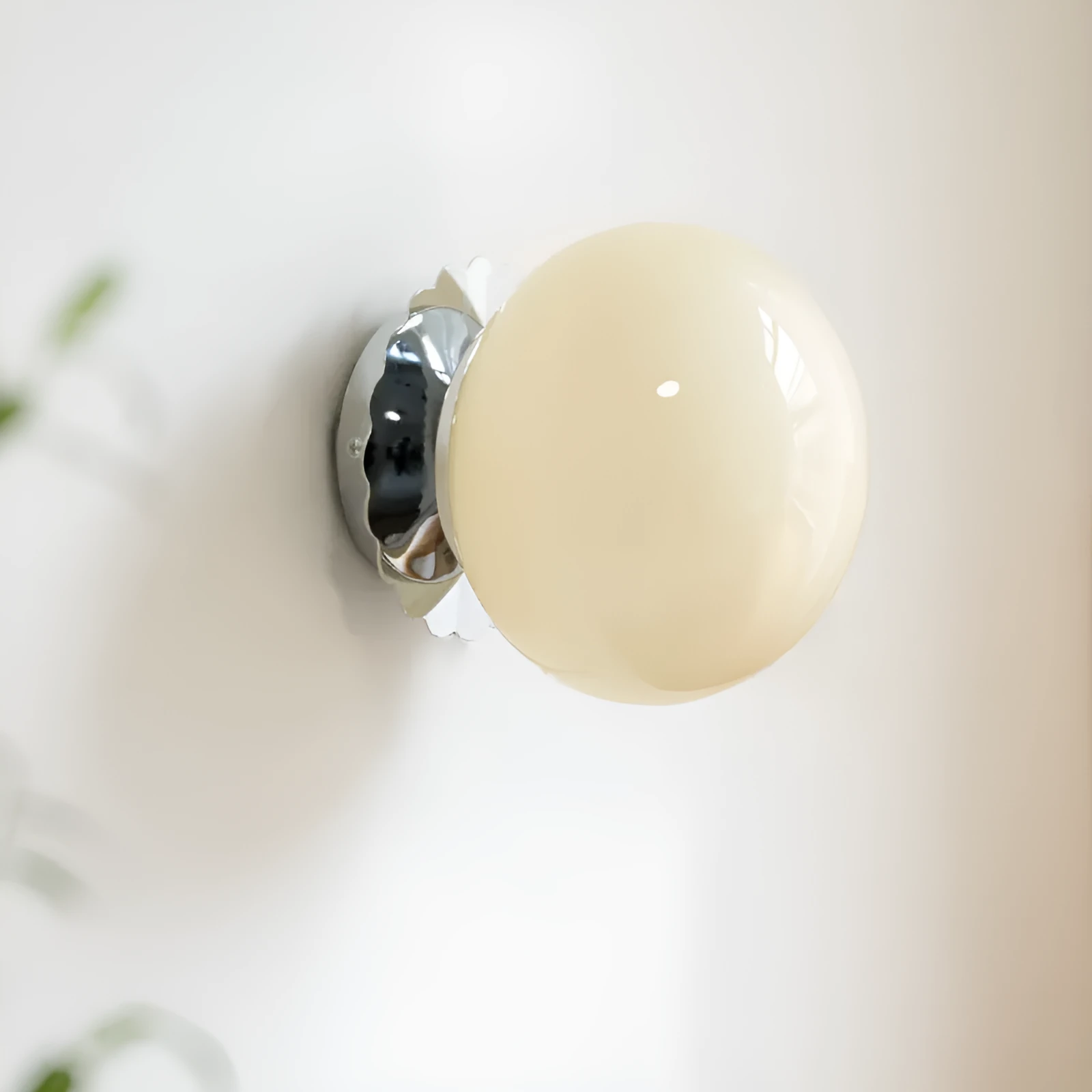 French retro cream magic bean wall lamp with wrought iron frame and glass shade, 18cm diameter, gold plating option