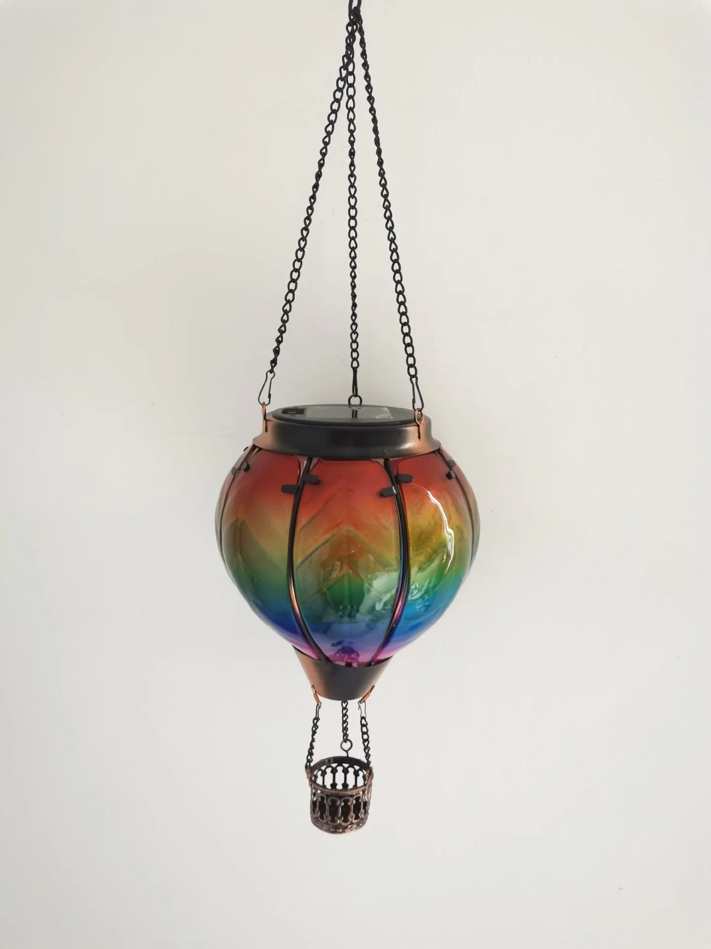 Solar hot air balloon water drop lantern with multi-coloured glass and 15 white LED lights, 12.5x12.5x27cm