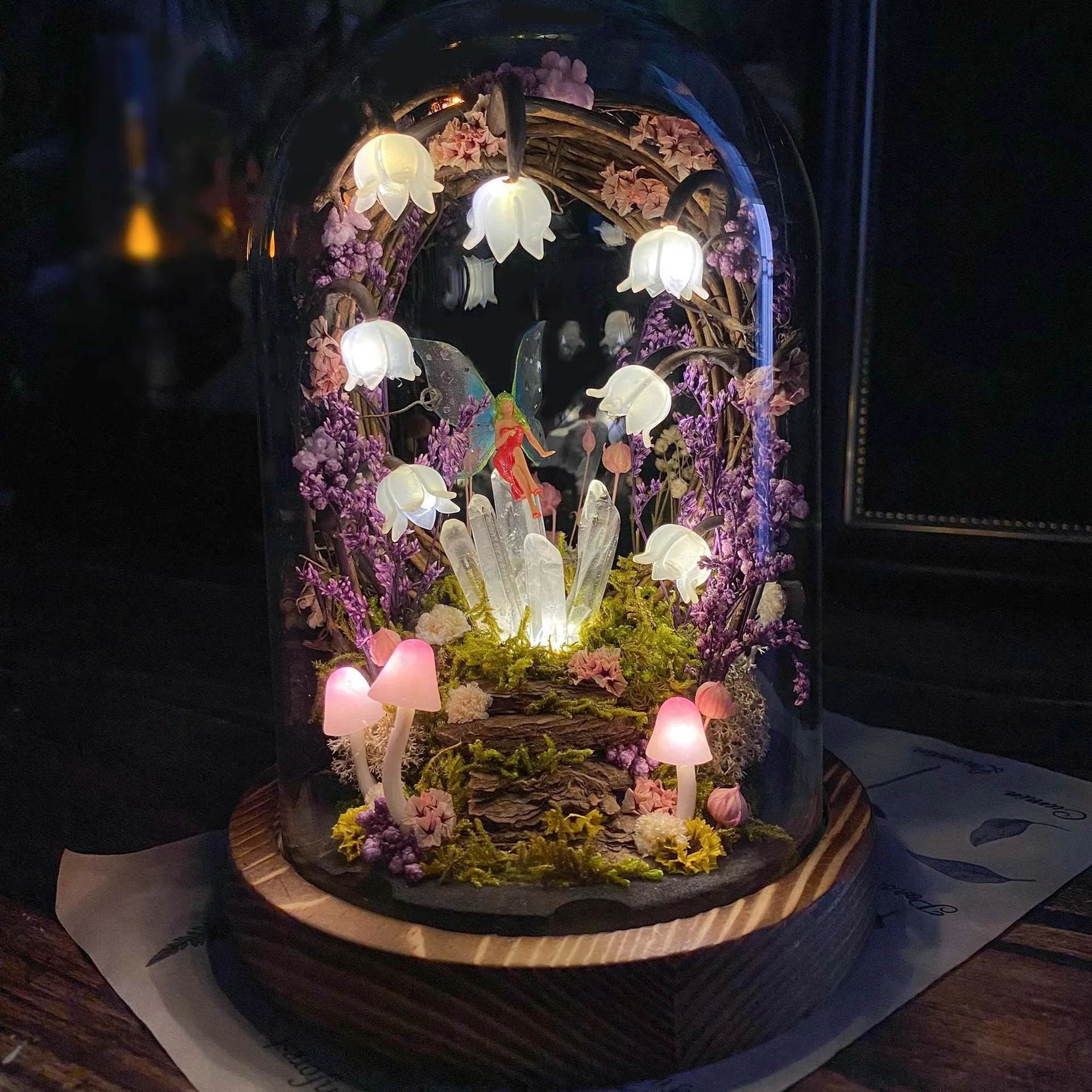 Handmade mushroom small night lamp with cylindrical glass cover and built-in battery