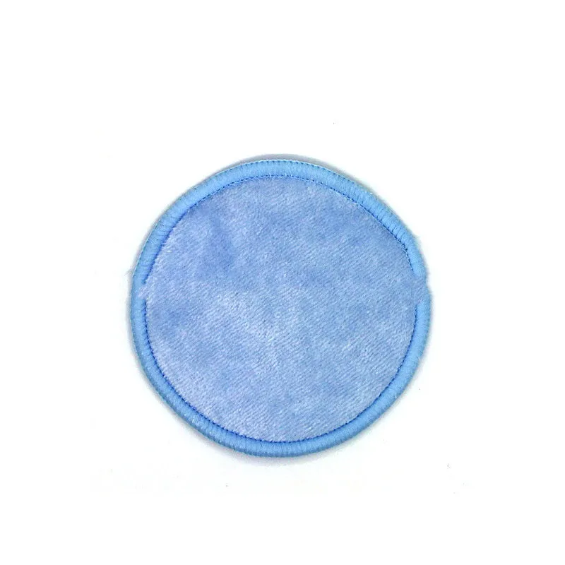 Velvet makeup remover pads in light blue and pink colours with cotton mesh storage bag