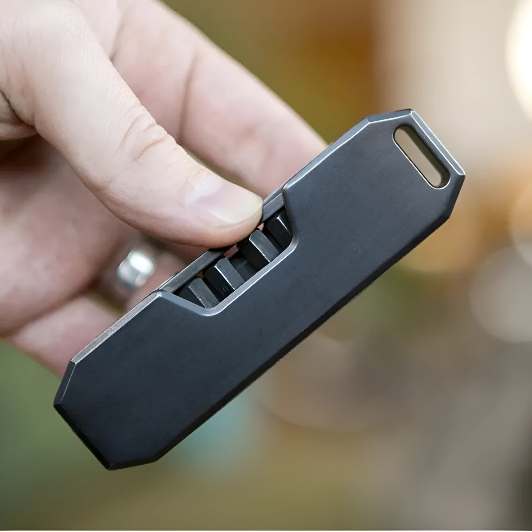 Creative Outdoor EDC Pocket Tool Set – black alloy metal multifunctional 8-head compact hand tool kit
