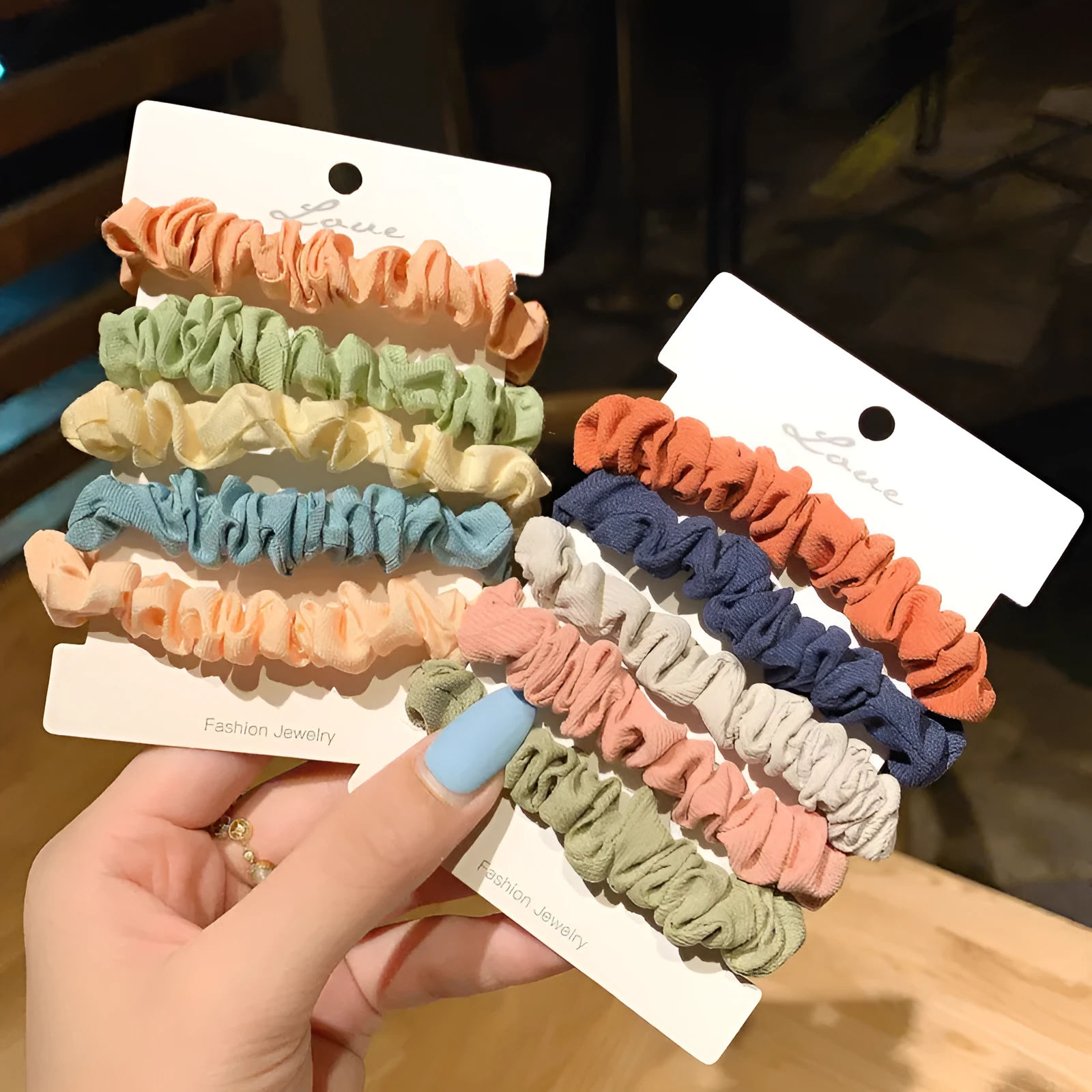 Set of children's small intestine hair rings and large intestine head ropes in autumn colours.