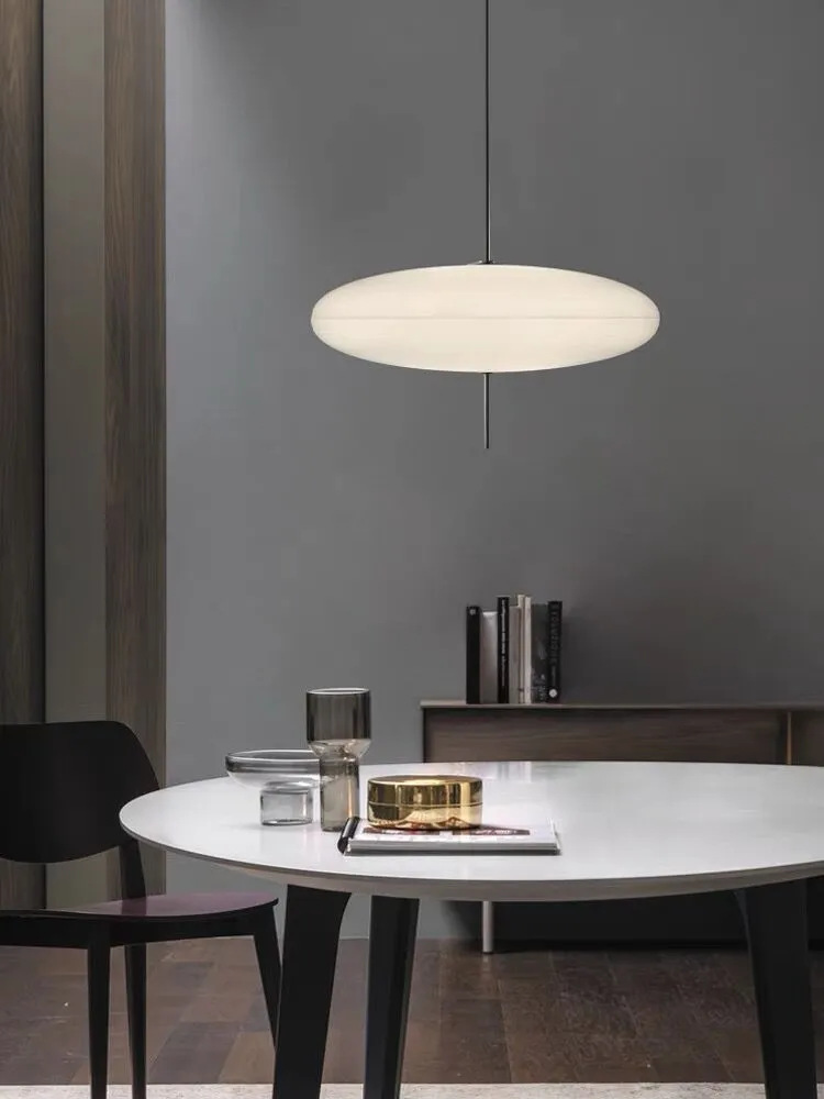 Nordic retro UFO-shaped designer chandelier ceiling light in black and white.