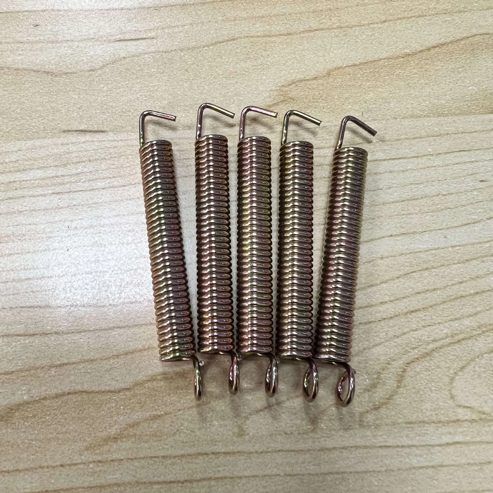 Electric guitar tremolo bridge springs in black red blue yellow and colourful for Stratocaster style guitars
