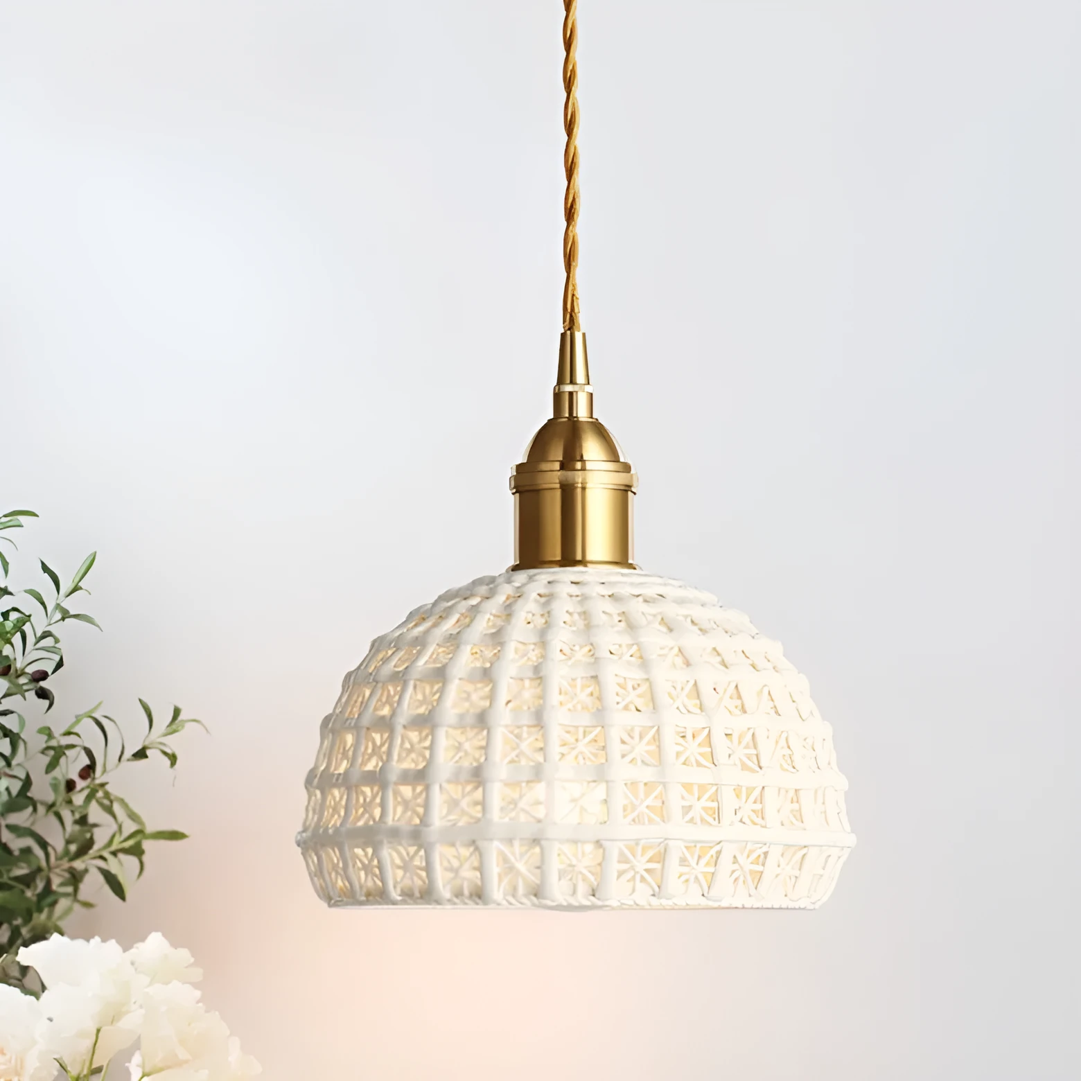 All-copper single-head Nordic pendant light with brass and ceramic finish for bedroom dining room 220V