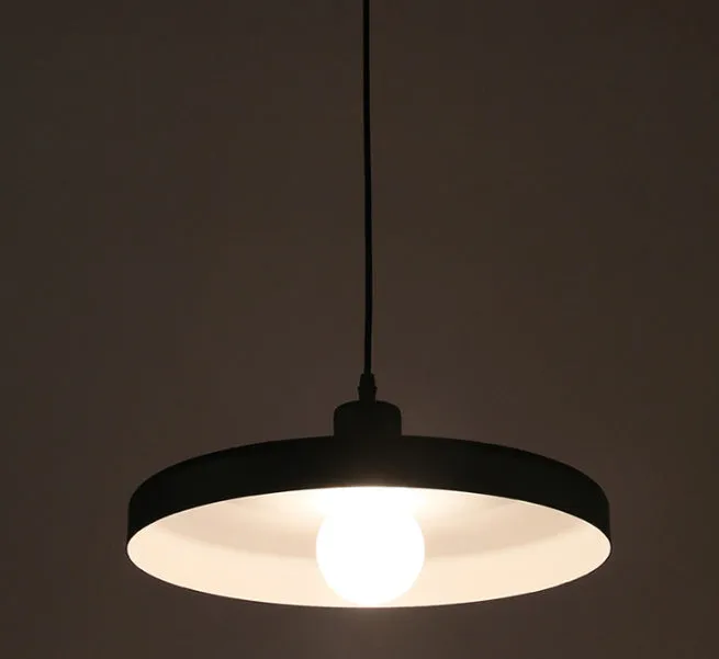 Aluminium alloy coffee shop chandelier in black or white with three diameter size options