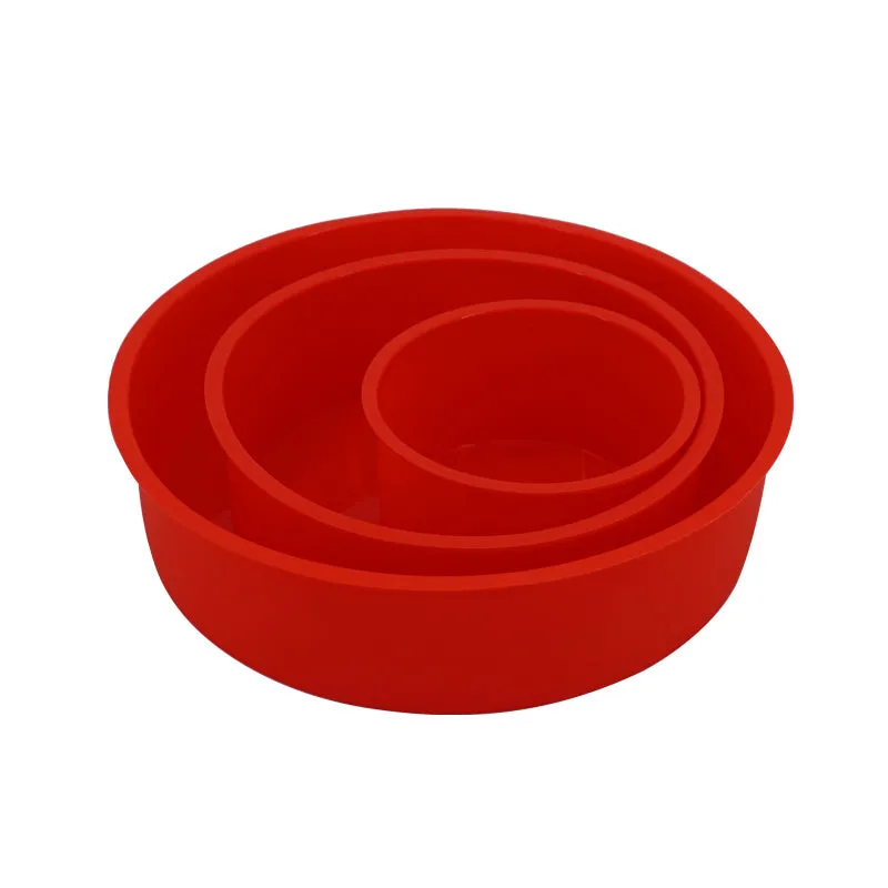 Red silicone round cake mould set showing three sizes: 8-inch, 6-inch, and 4-inch baking trays