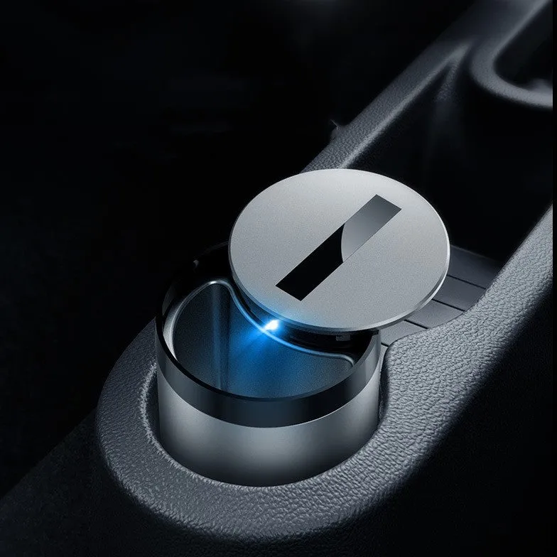 Automatic car ashtray measuring 7x10cm in gun grey or secret silver with built-in battery