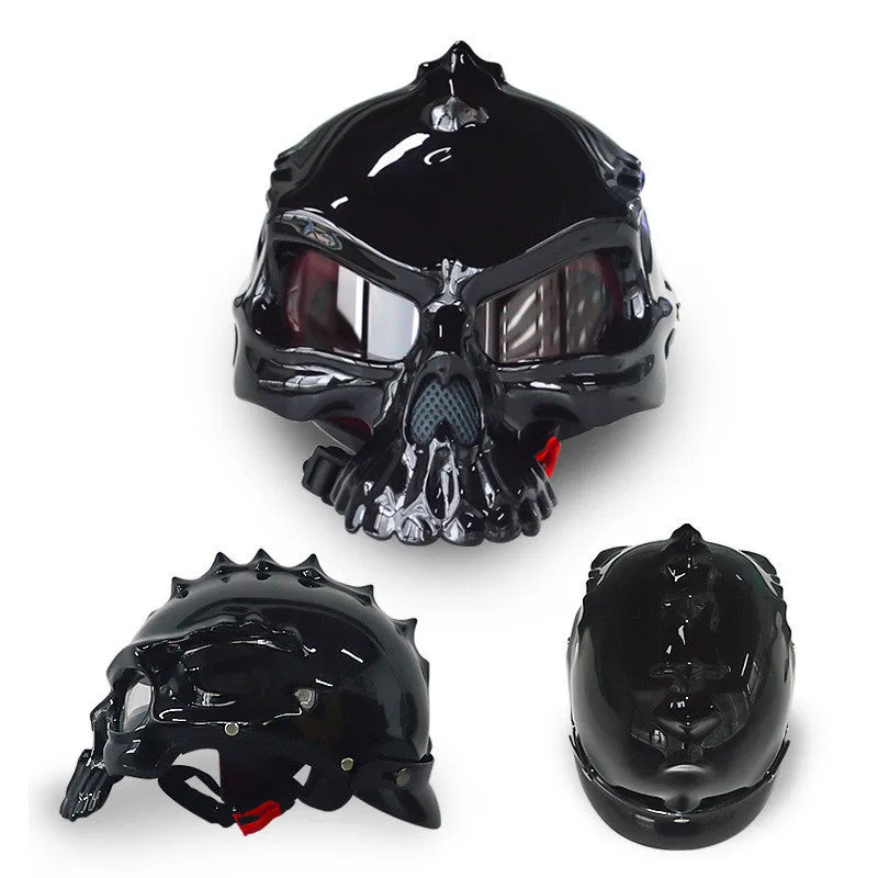 Skull motorcycle helmet with double-sided changeable artwork in various colour options