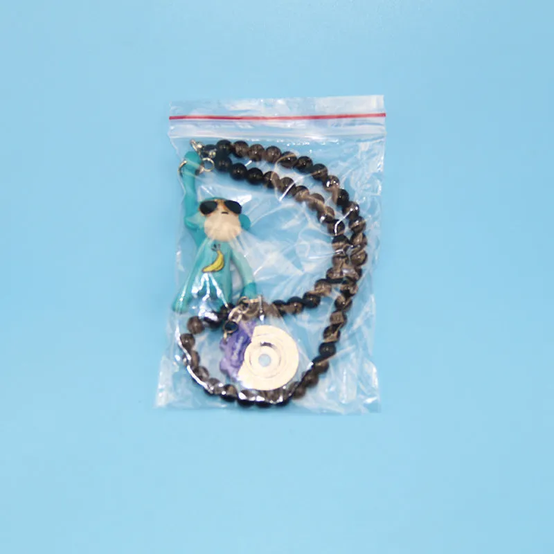 Hip-hop cartoon monkey pendant with sunglasses for car rearview mirror decoration