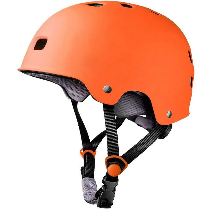 Solid colour skateboarding helmet for children and teenagers, shown in various sizes and colours including red, blue, and black.