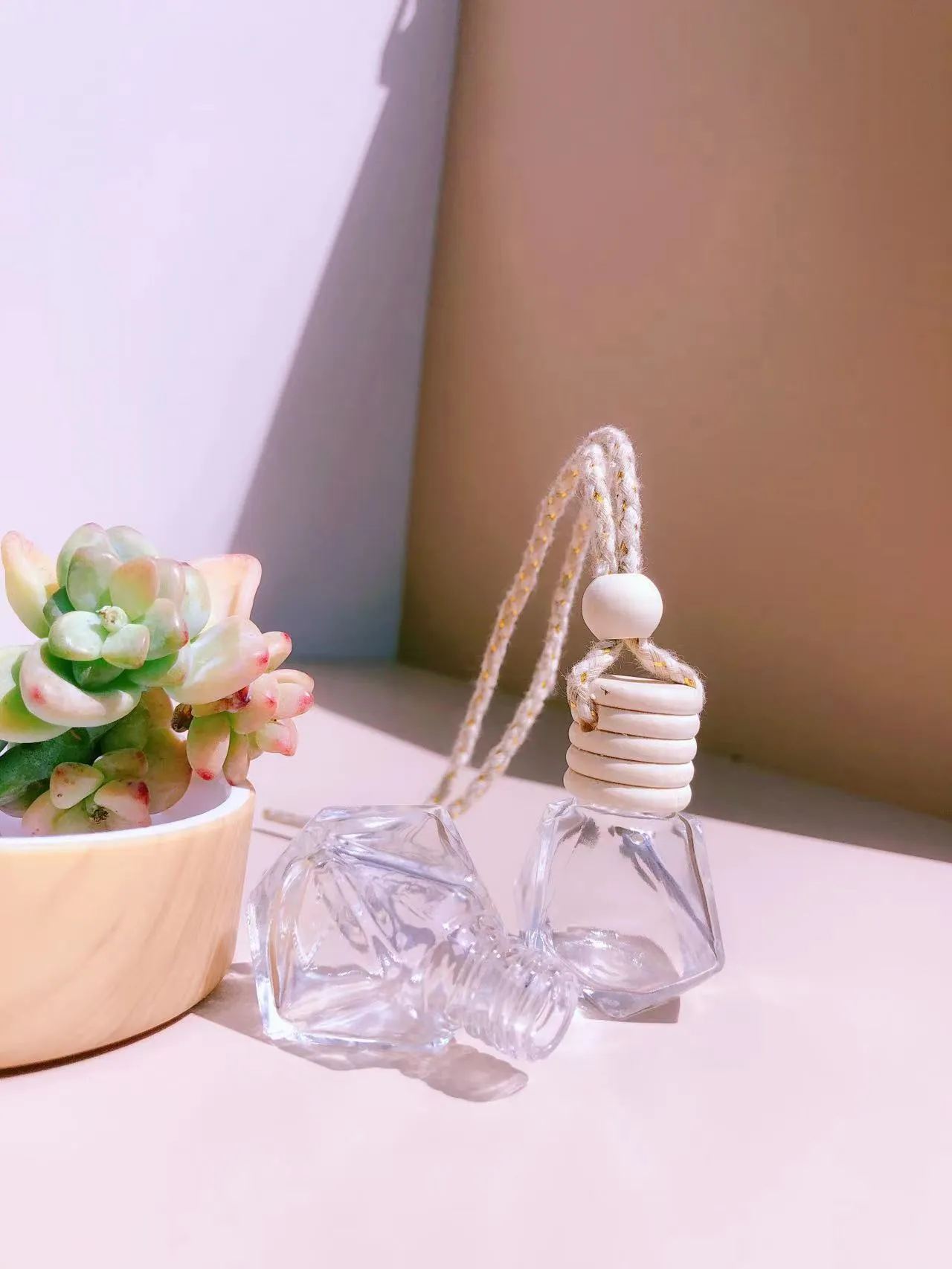 Car perfume pendant fragrance with glass bottle in cylinder, diamond, flat drum and square options