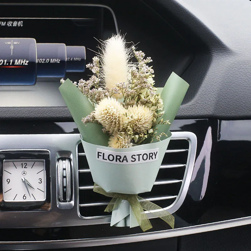 Dried flower bouquet and scented slice car air freshener set for air vents in various colours.
