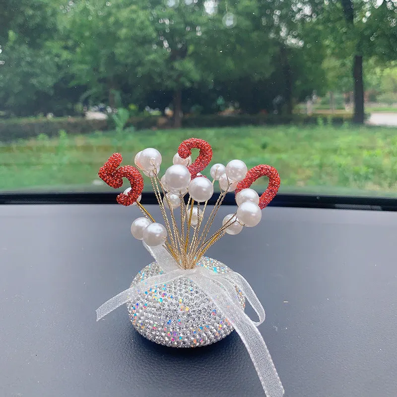 Clay diamond star car console decoration in pearl colours with heart and starry sky motifs