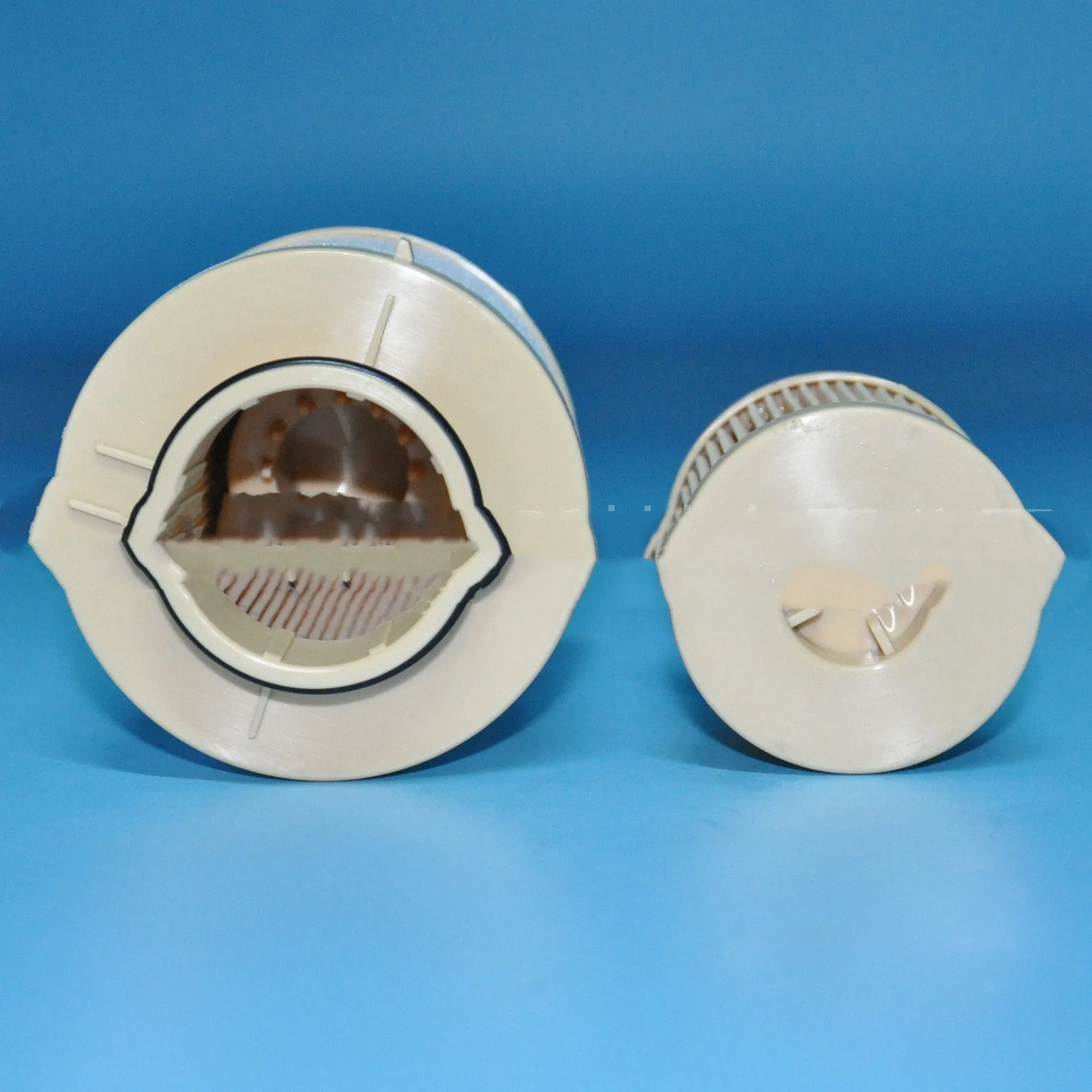 FD4616 diesel fuel filter for Ford F-Series and E-Series trucks.