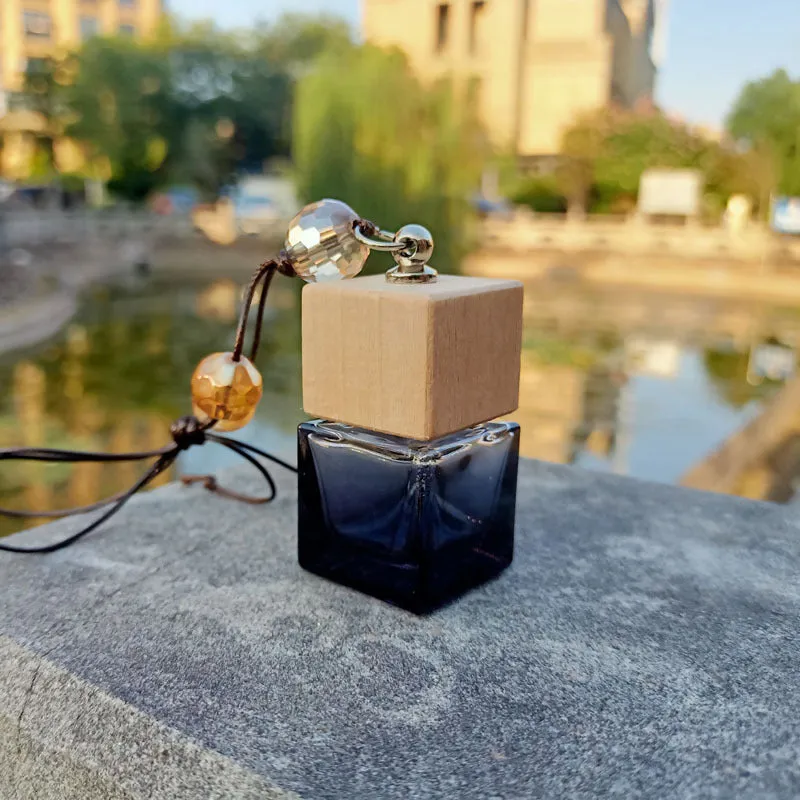 Car empty perfume bottle pendant hollow glass design 8ml capacity modern style various colour options