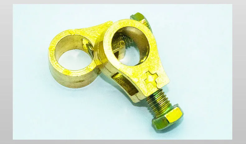 Copper automotive battery terminal clamp with patented connection design