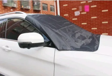 Magnetic car windscreen snow cover in black with silver back, 210x120cm size, six magnets visible